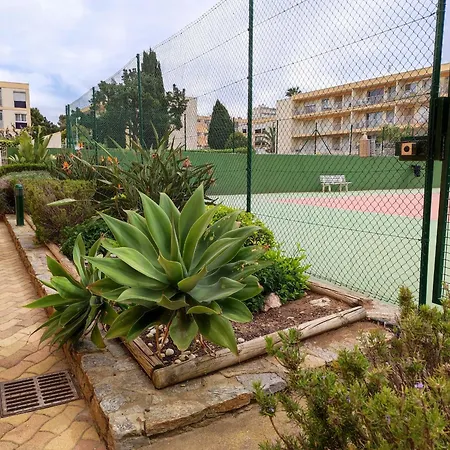 T2 Avec Piscine, Tennis, Petanque, A 4 Min De La Plage Pour 4 Personnes - Fr-1-677-39 Apartment Le Lavandou
